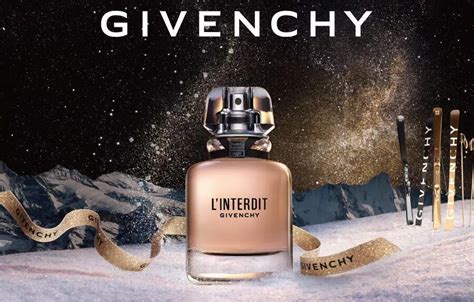 givenchy 900 black